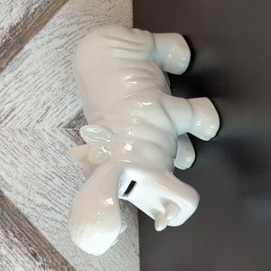 Ceramic white Hipo